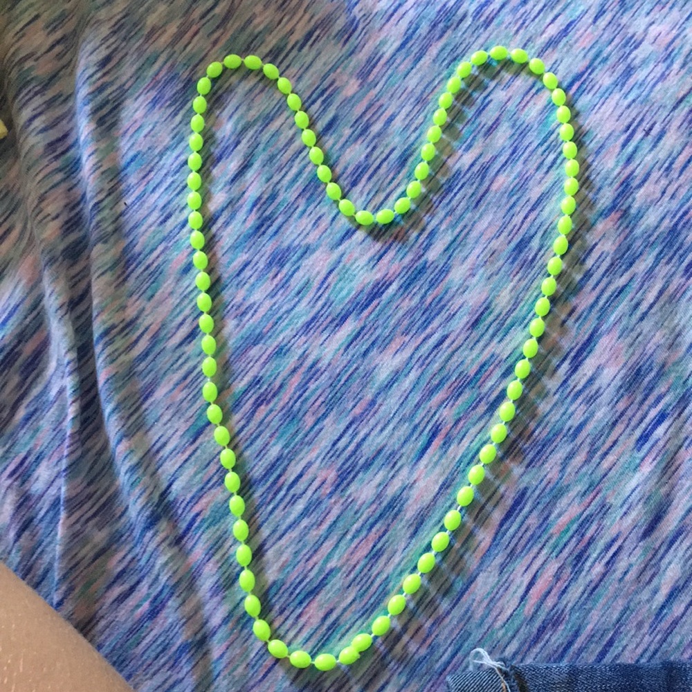 Neon green glow neckalace